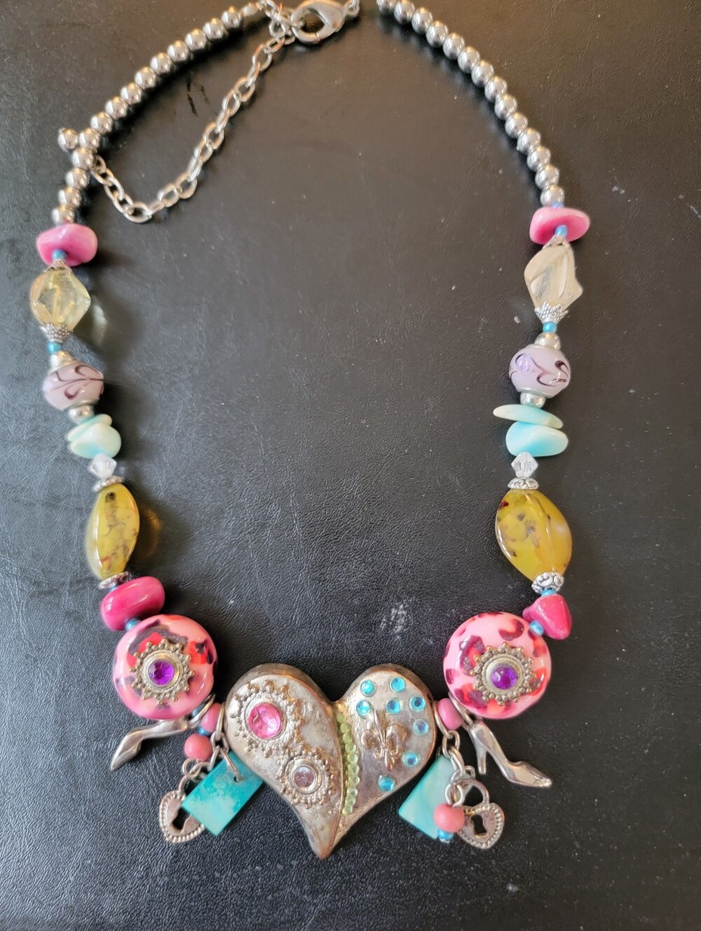 Colorful Mixed-Bead Heart Pendant Necklace - Pink & Turquoise - Picture 3 of 3
